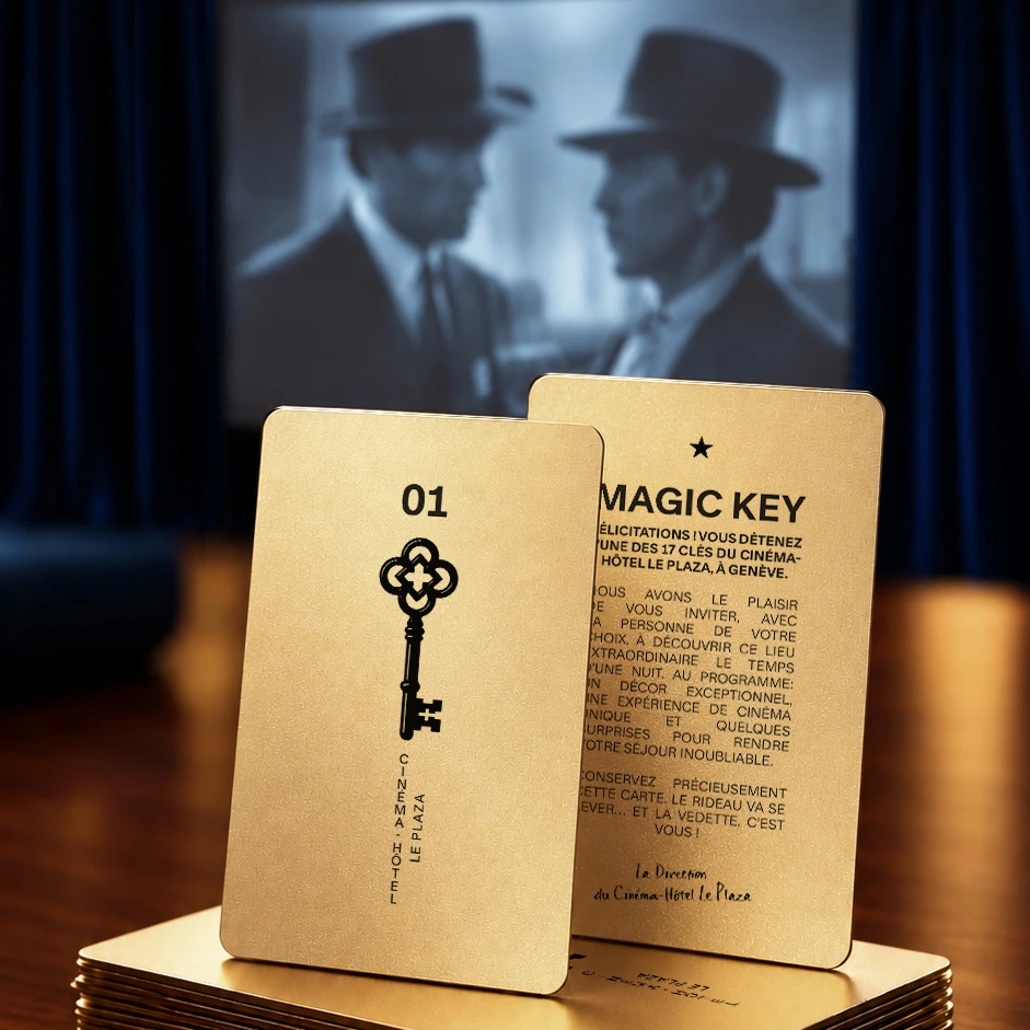 Deux Magic Keys devant un écran de cinéma